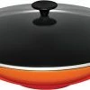Le Creuset Wok Aus Gusseisen Mit Glasdeckel In Ofenrot 2 Le Creuset Wok Aus Gusseisen Mit Glasdeckel In Ofenrot -Wesco store 25304360900460 wok ofenrot