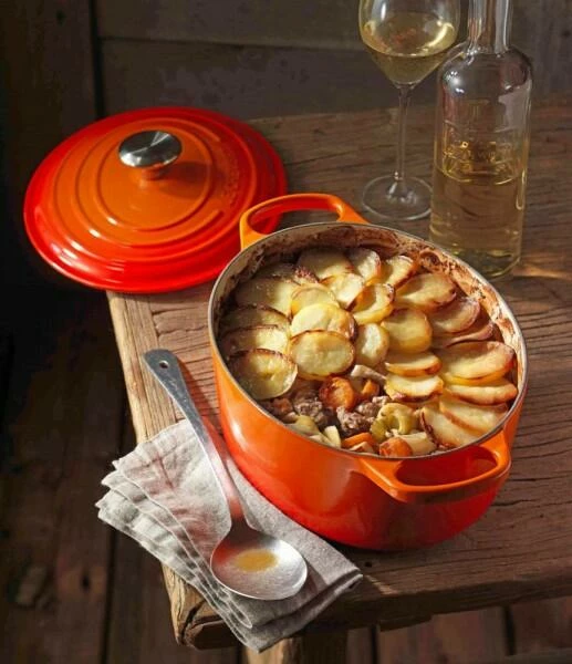 Le Creuset Bräter Signature Oval In Citrus 31 Cm / 6,3 L 6 Le Creuset Bräter Signature Oval In Citrus 31 Cm / 6,3 L – Bild 4