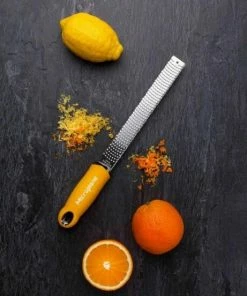 Microplane Zester/Reibe Premium In Orange -Wesco store MP Premium Classic Series Zester 46620 citrus neu 4 l
