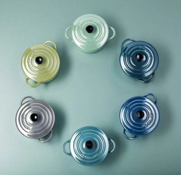 Le Creuset Mini Cocotte In Palm Metallic 5 Le Creuset Mini Cocotte In Palm Metallic – Bild 3