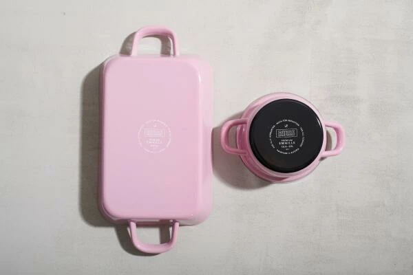 Riess Emaille Riess Auflaufform Mit Griffen Aus Emaille In Rosa 4 Riess Emaille Riess Auflaufform Mit Griffen Aus Emaille In Rosa – Bild 2